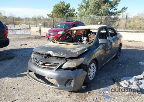 2013 Toyota Corolla Le из США, поврежденный, VIN 2T1BU4EE4DC038853